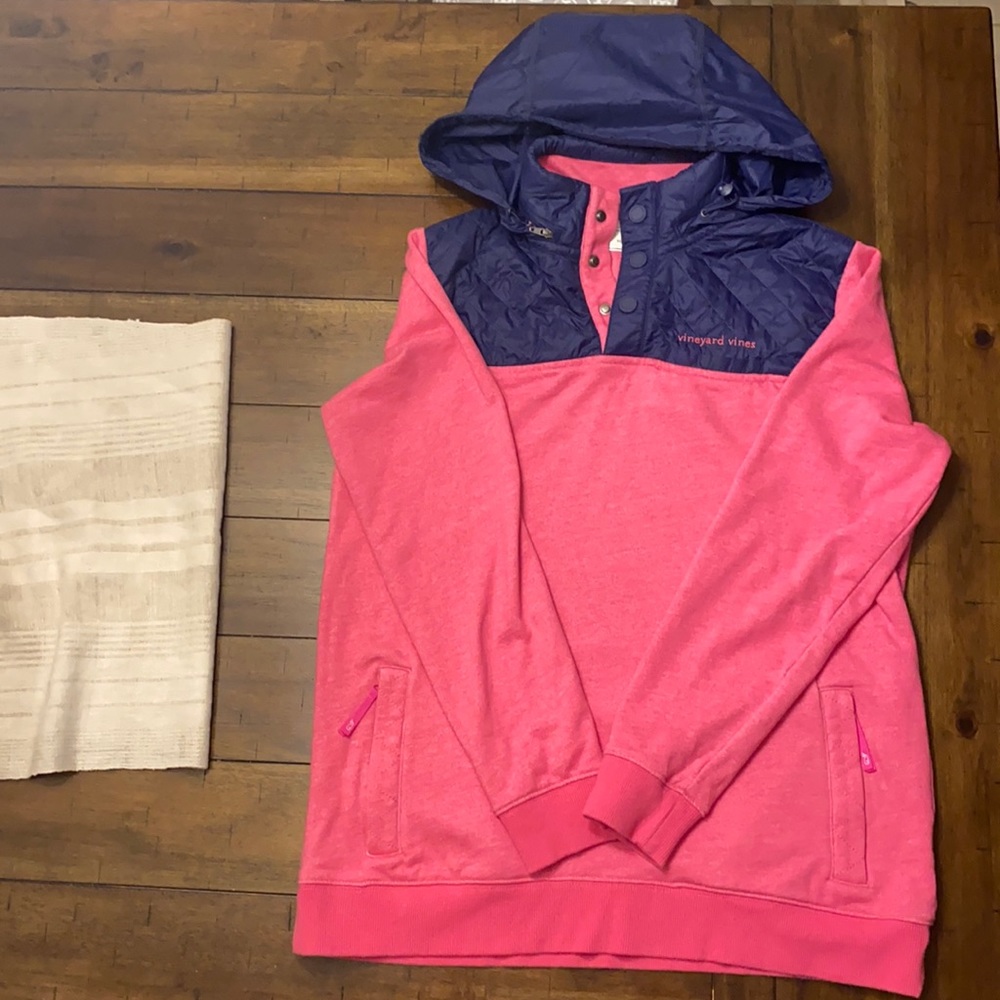 Vineyard Vines Pullover - image 1
